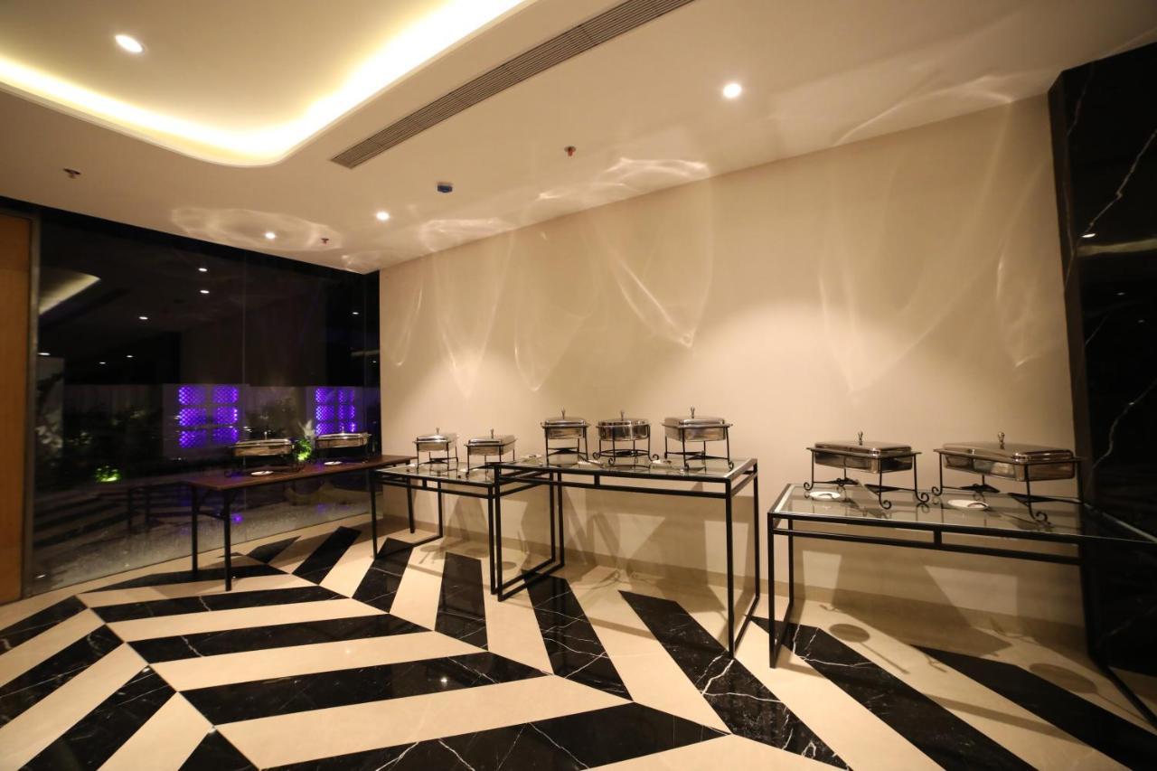 The Vern At Blvd Nashik Zewnętrze zdjęcie
