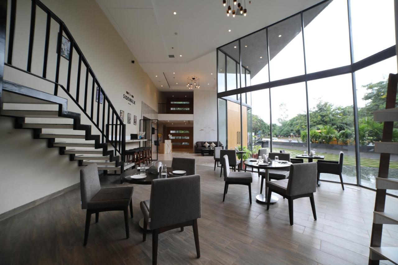The Vern At Blvd Nashik Zewnętrze zdjęcie